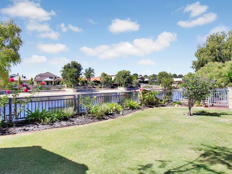 20 Santorini Turn, Ellenbrook WA 6069