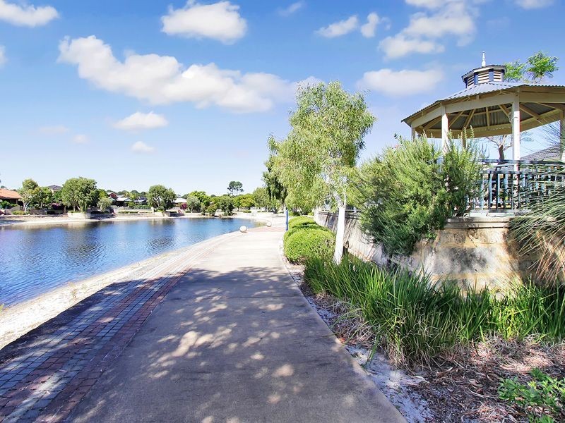 20 Santorini Turn, Ellenbrook WA 6069