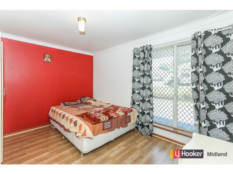 2 Serls Street, Armadale WA 6112