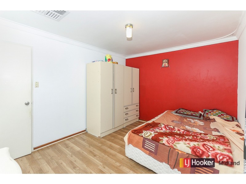 2 Serls Street, Armadale WA 6112