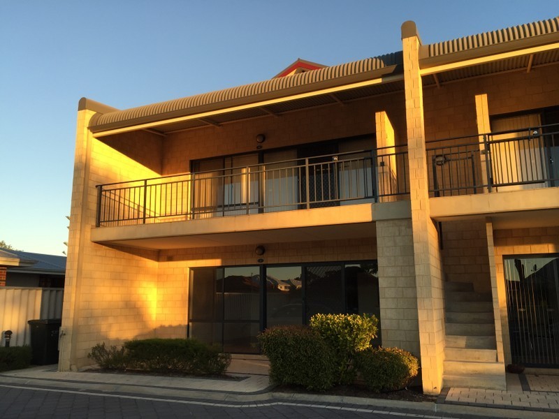 Unit 5/122 Morrison Road, Midland WA 6056