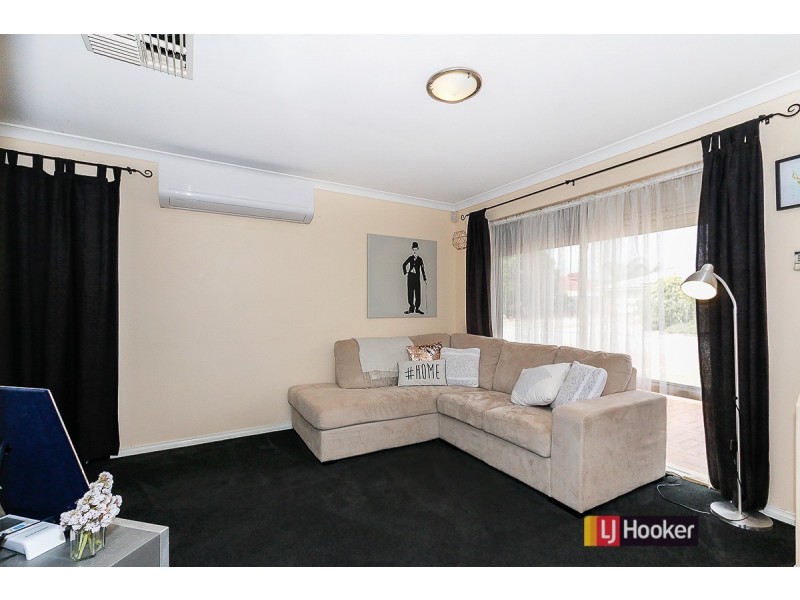 8 Guernsey Court, Stratton WA 6056