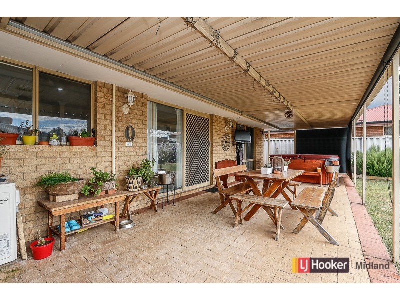 8 Guernsey Court, Stratton WA 6056
