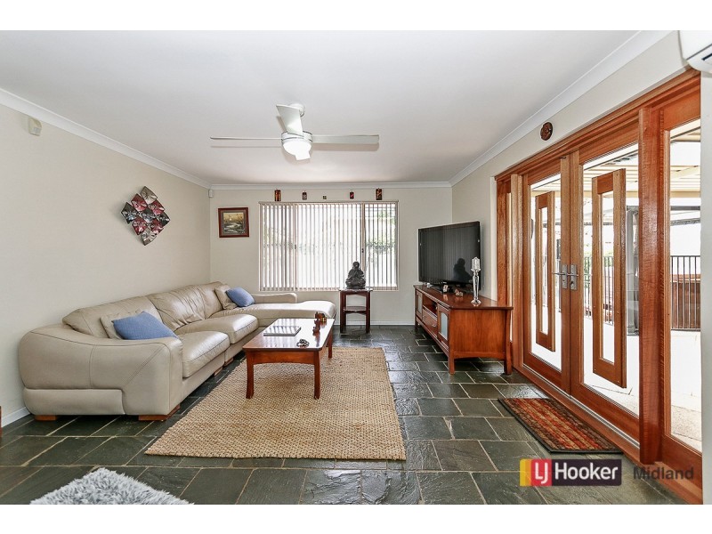 9 Twin View, Swan View WA 6056
