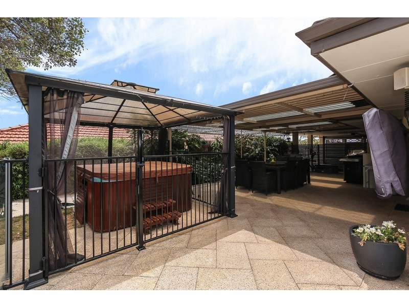 9 Twin View, Swan View WA 6056