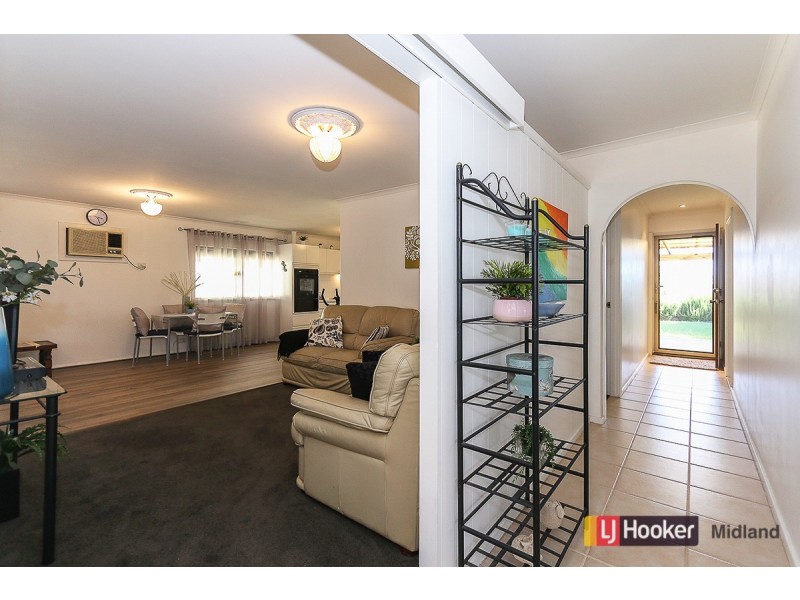 28 Natham Square, Swan View WA 6056