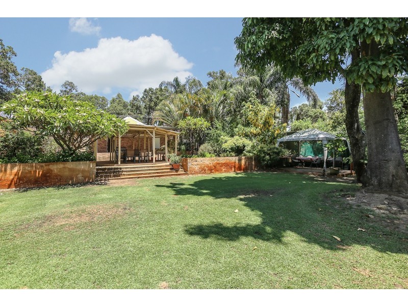 21 The Crescent, Helena Valley WA 6056