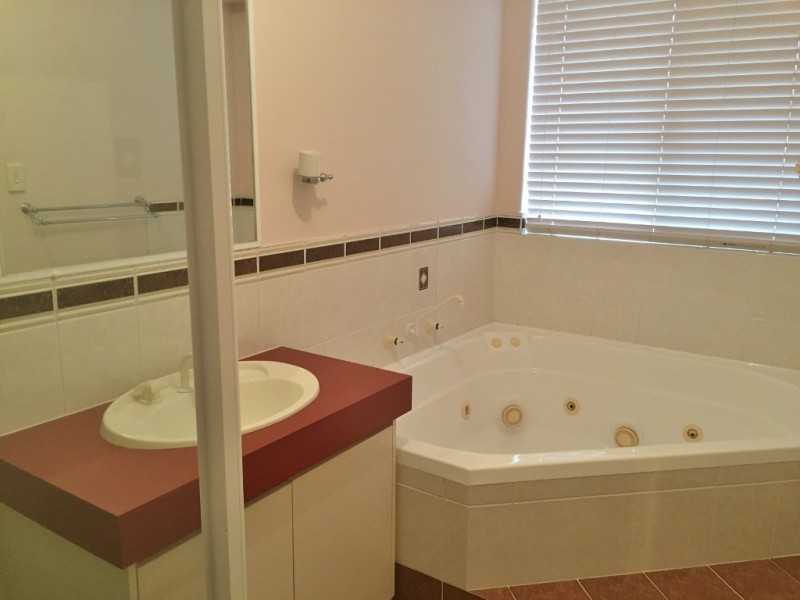 6 Hutt Court, Jane Brook WA 6056