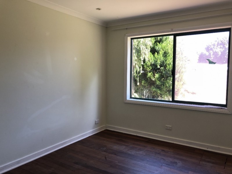 16 Connaught Street, Forrestfield WA 6058