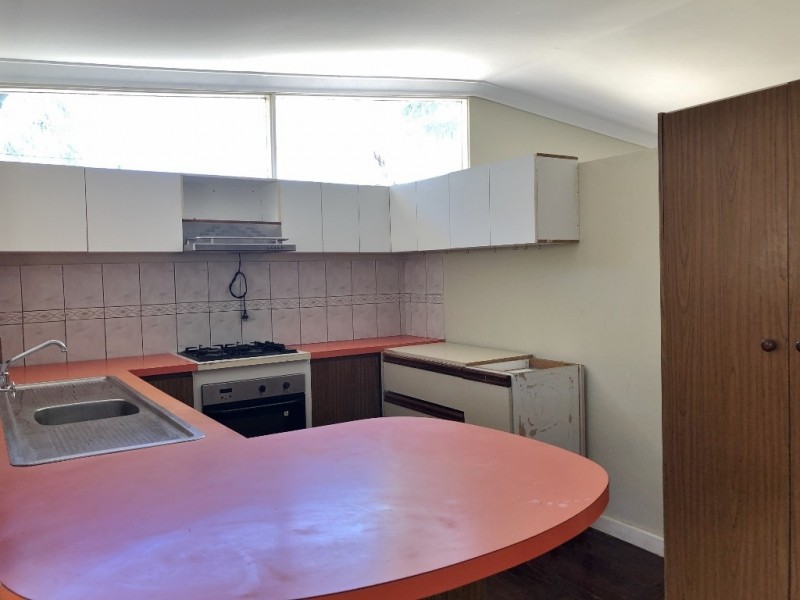 16 Connaught Street, Forrestfield WA 6058