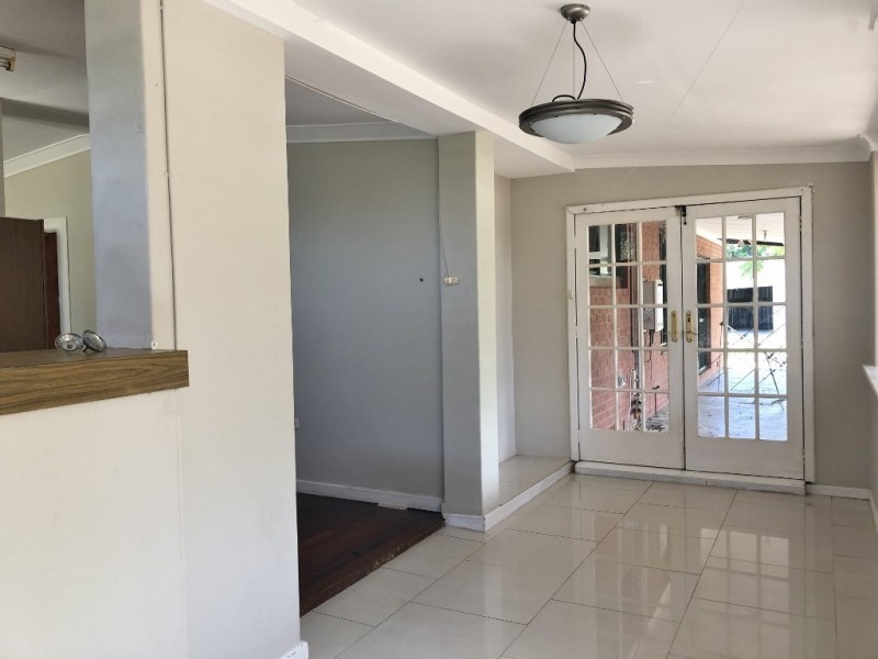 16 Connaught Street, Forrestfield WA 6058