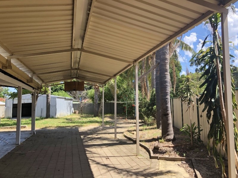 16 Connaught Street, Forrestfield WA 6058
