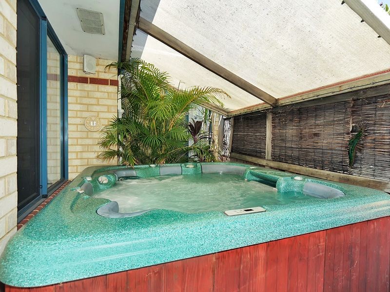 48 Sunray Circle, Ellenbrook WA 6069