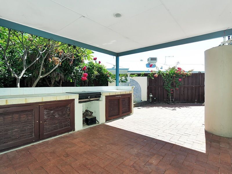 48 Sunray Circle, Ellenbrook WA 6069