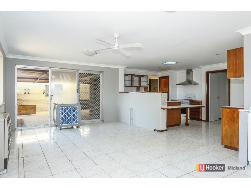 76 Blanchard Road, Swan View WA 6056