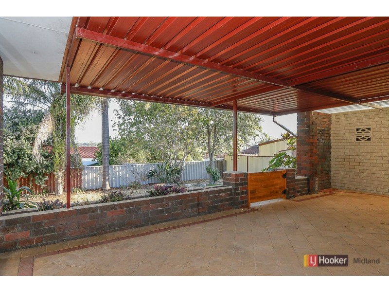 76 Blanchard Road, Swan View WA 6056