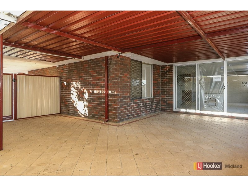 76 Blanchard Road, Swan View WA 6056