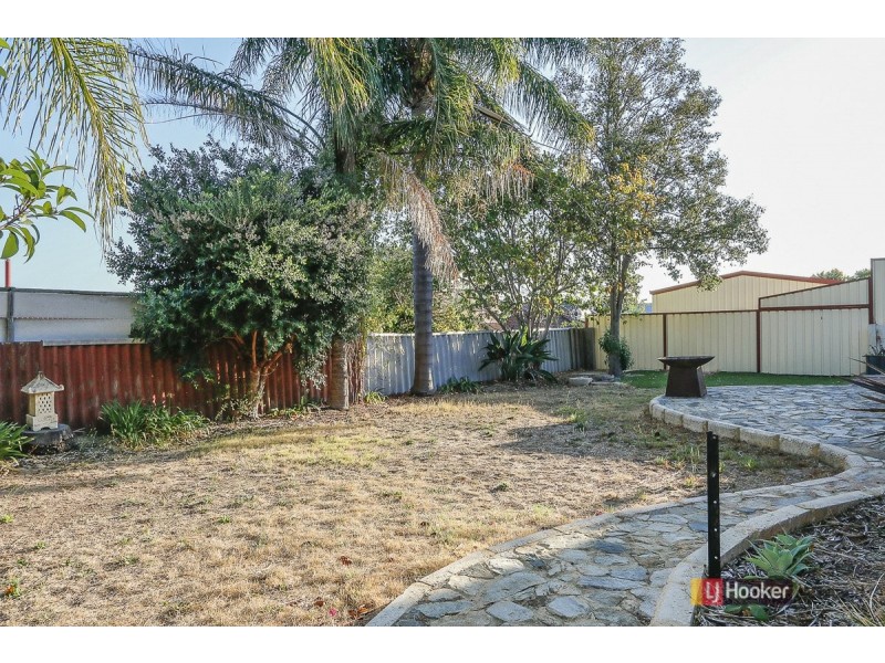 76 Blanchard Road, Swan View WA 6056