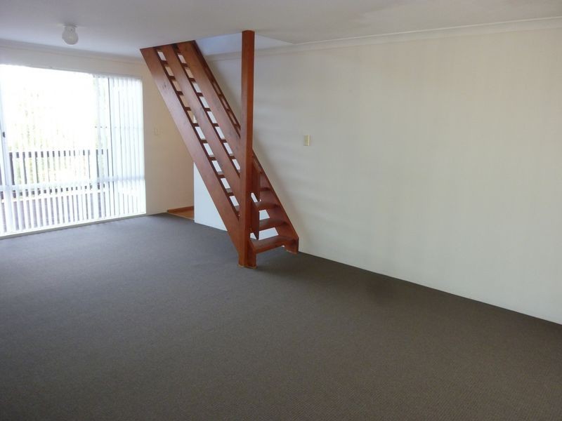 1 Easton Crt, Boya WA 6056