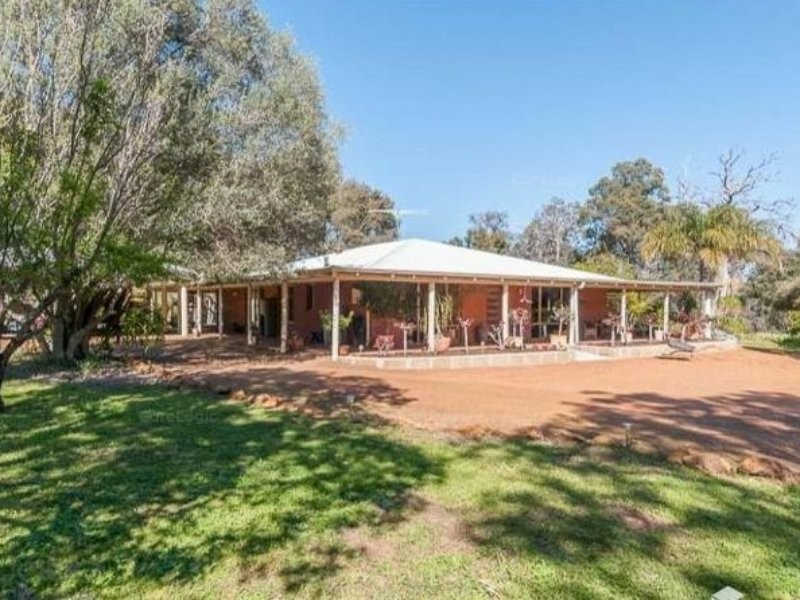 154 Inthanoona Road, Gidgegannup WA 6083