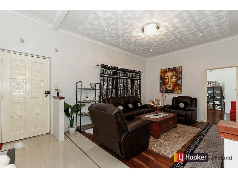 31 Margaret Street, Midland WA 6056