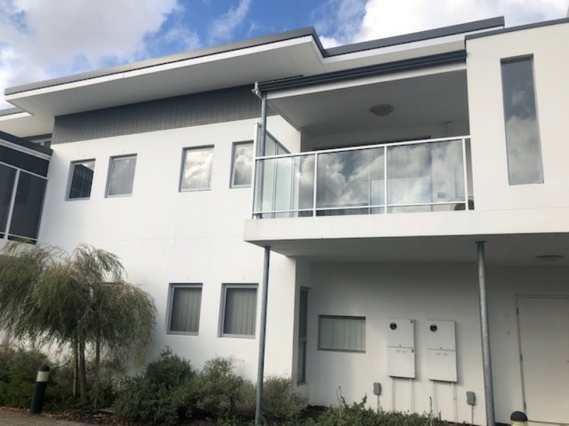 Unit 10/13 Spring Avenue, Midland WA 6056