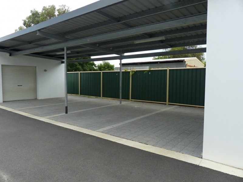 Unit 10/13 Spring Avenue, Midland WA 6056