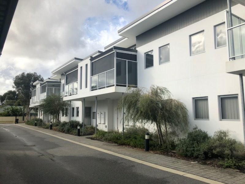 Unit 10/13 Spring Avenue, Midland WA 6056