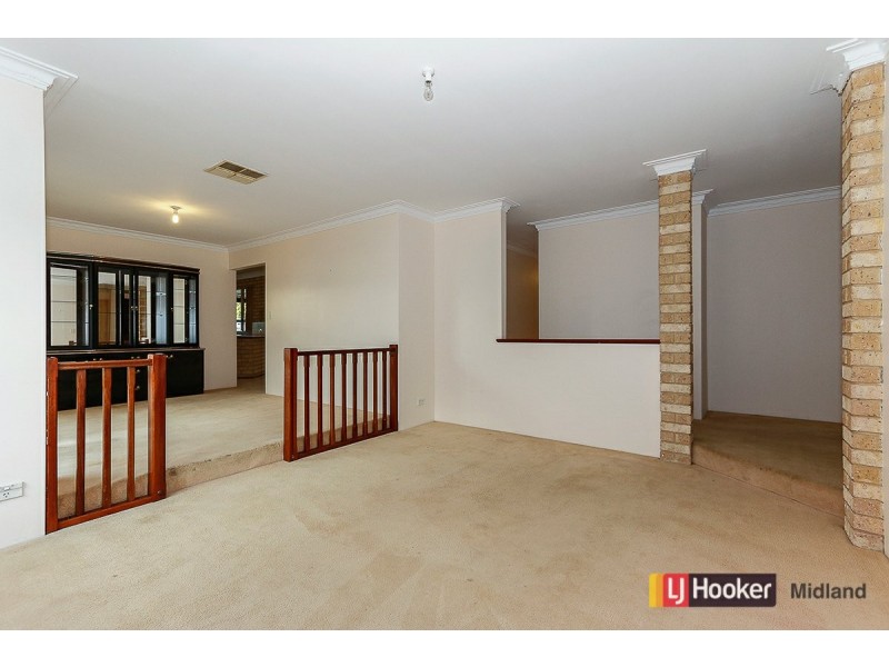 24 Candish Grove, Seville Grove WA 6112