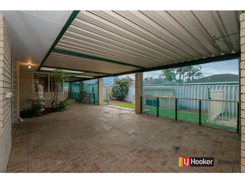 24 Candish Grove, Seville Grove WA 6112