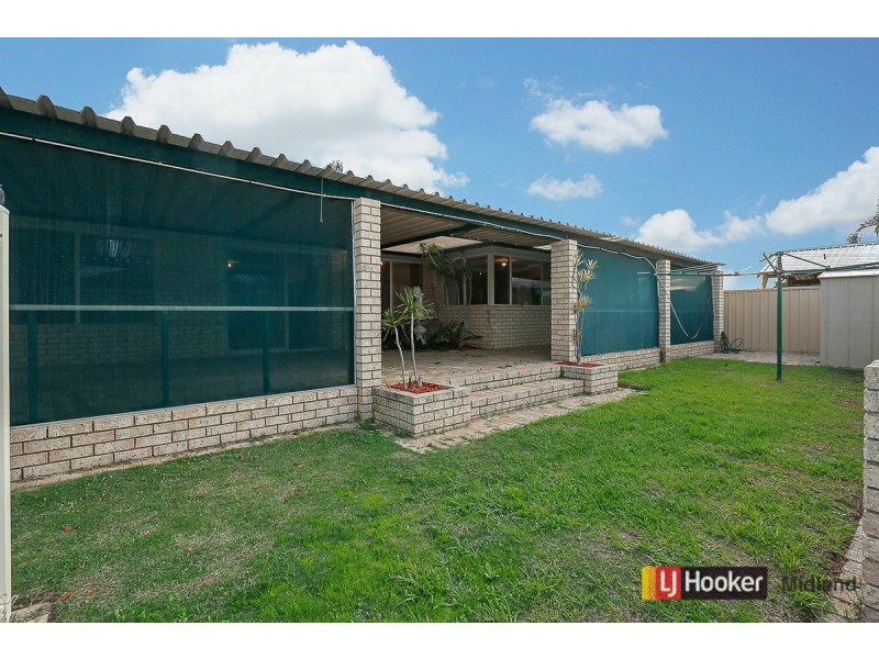 24 Candish Grove, Seville Grove WA 6112