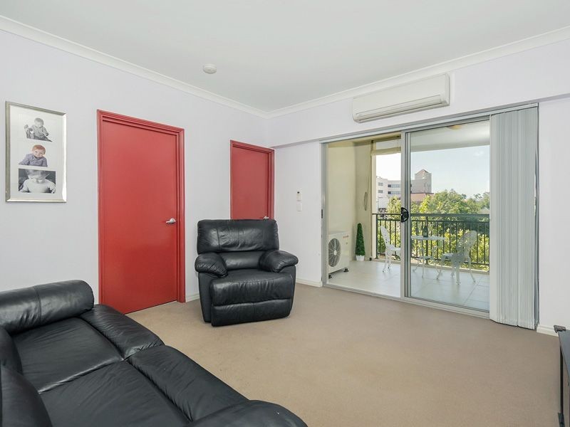 Unit 25/42 The Crescent, Midland WA 6056