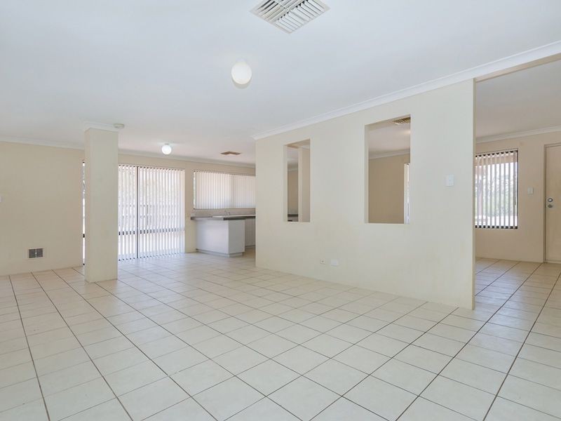 9 Sava Cove, Stratton WA 6056