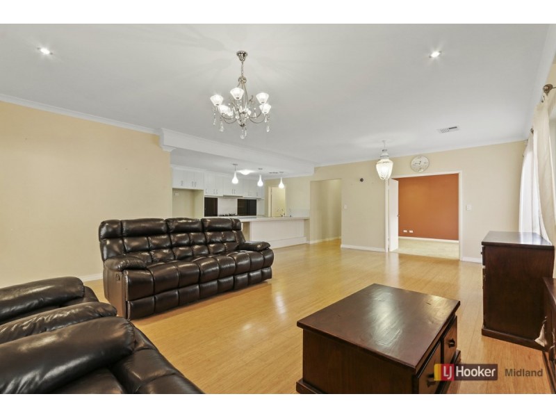 109 Barbarossa Drive, Caversham WA 6055