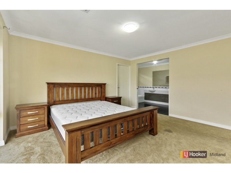 109 Barbarossa Drive, Caversham WA 6055