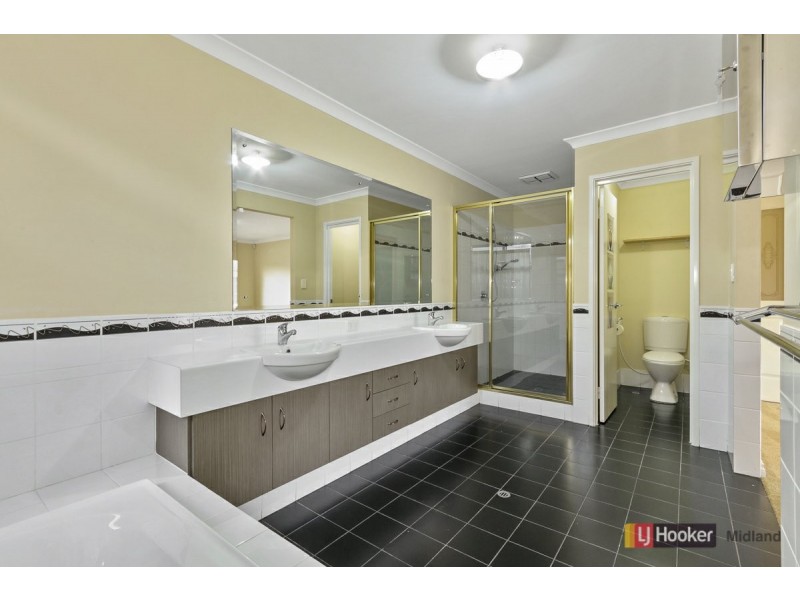 109 Barbarossa Drive, Caversham WA 6055