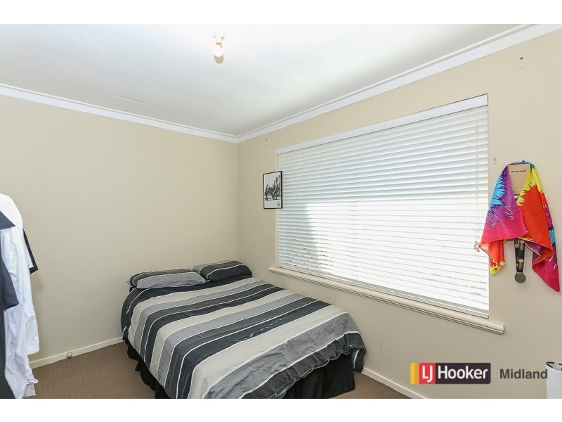 42 Bishop Road, Middle Swan WA 6056