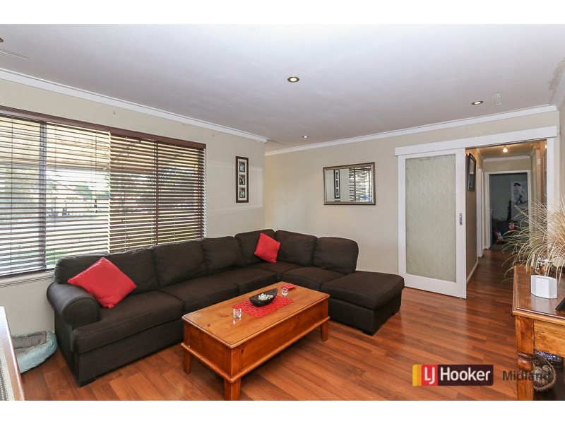 42 Bishop Road, Middle Swan WA 6056