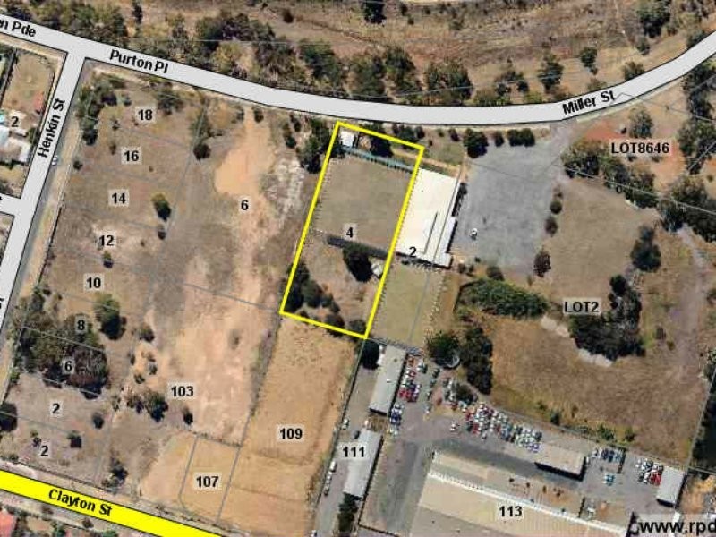 4 Purton Place, Bellevue WA 6056