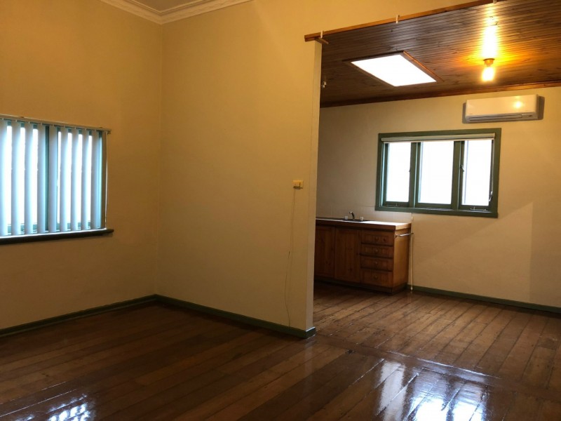 1/18 Holmesdale Road, Woodbridge WA 6056