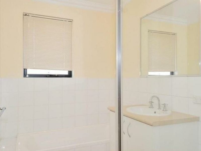 12C Epping Court, High Wycombe WA 6057