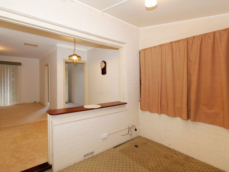 9 Sefton Avenue, Viveash WA 6056