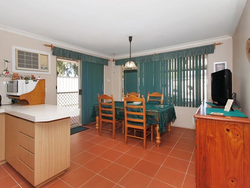 25 Beenan Elbow, South Guildford WA 6055