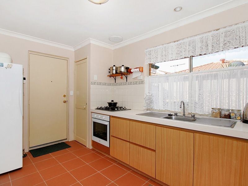 25 Beenan Elbow, South Guildford WA 6055