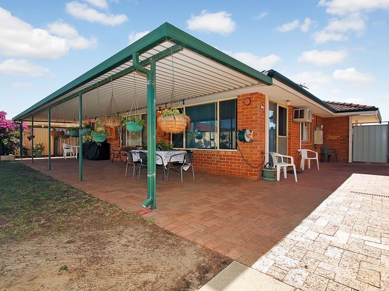 25 Beenan Elbow, South Guildford WA 6055