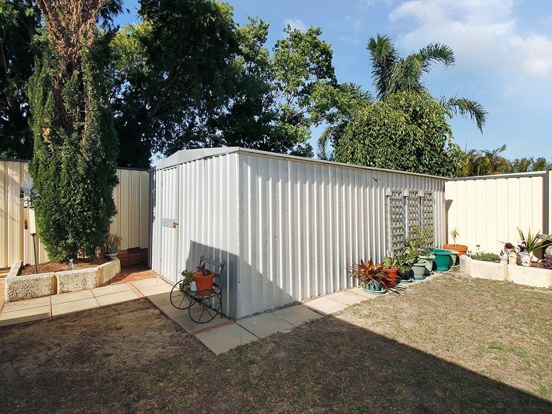 25 Beenan Elbow, South Guildford WA 6055