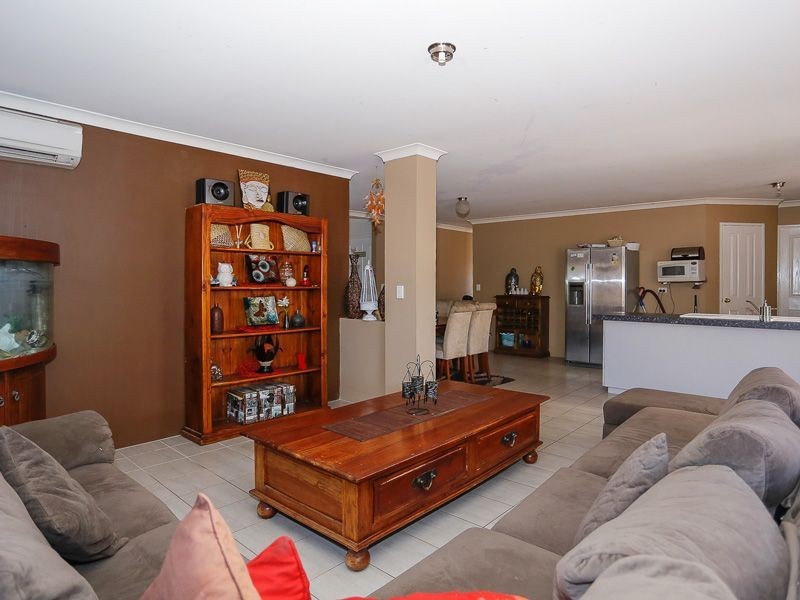 21 Bildjar Close, South Guildford WA 6055