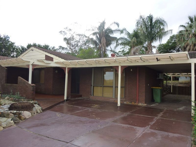 5 Harcourt Place, Bellevue WA 6056