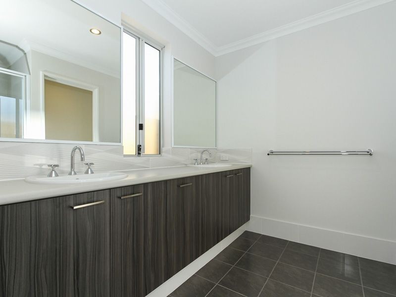 23 Pimelea Street, Maida Vale WA 6057