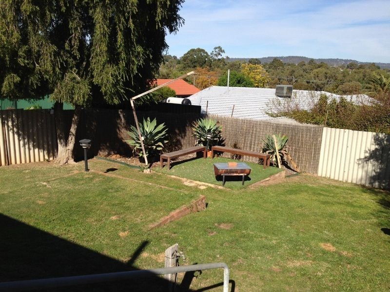 16 Wortley Road, Greenmount WA 6056